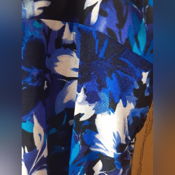 NWT Trimshaper tankini top size 12 - Picture 3 of 10